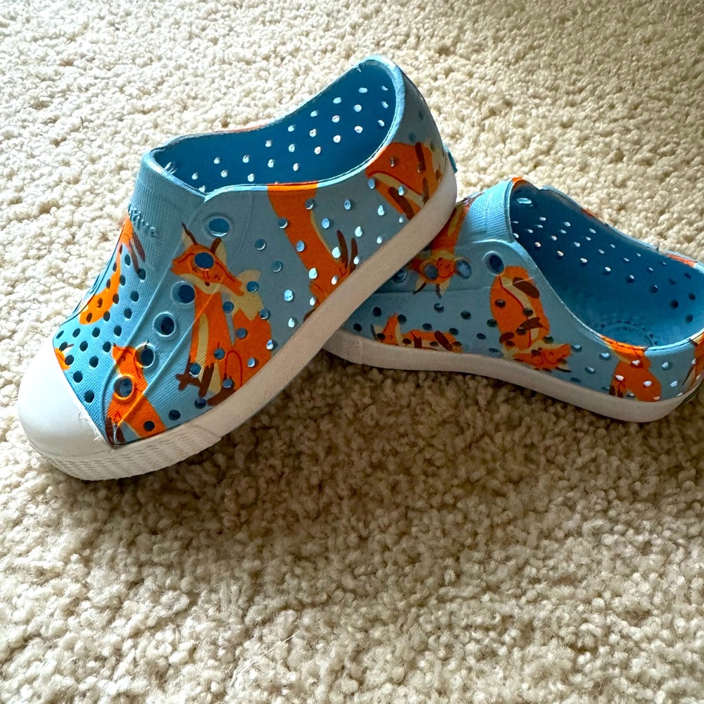 Native Jefferson Fox Shoes